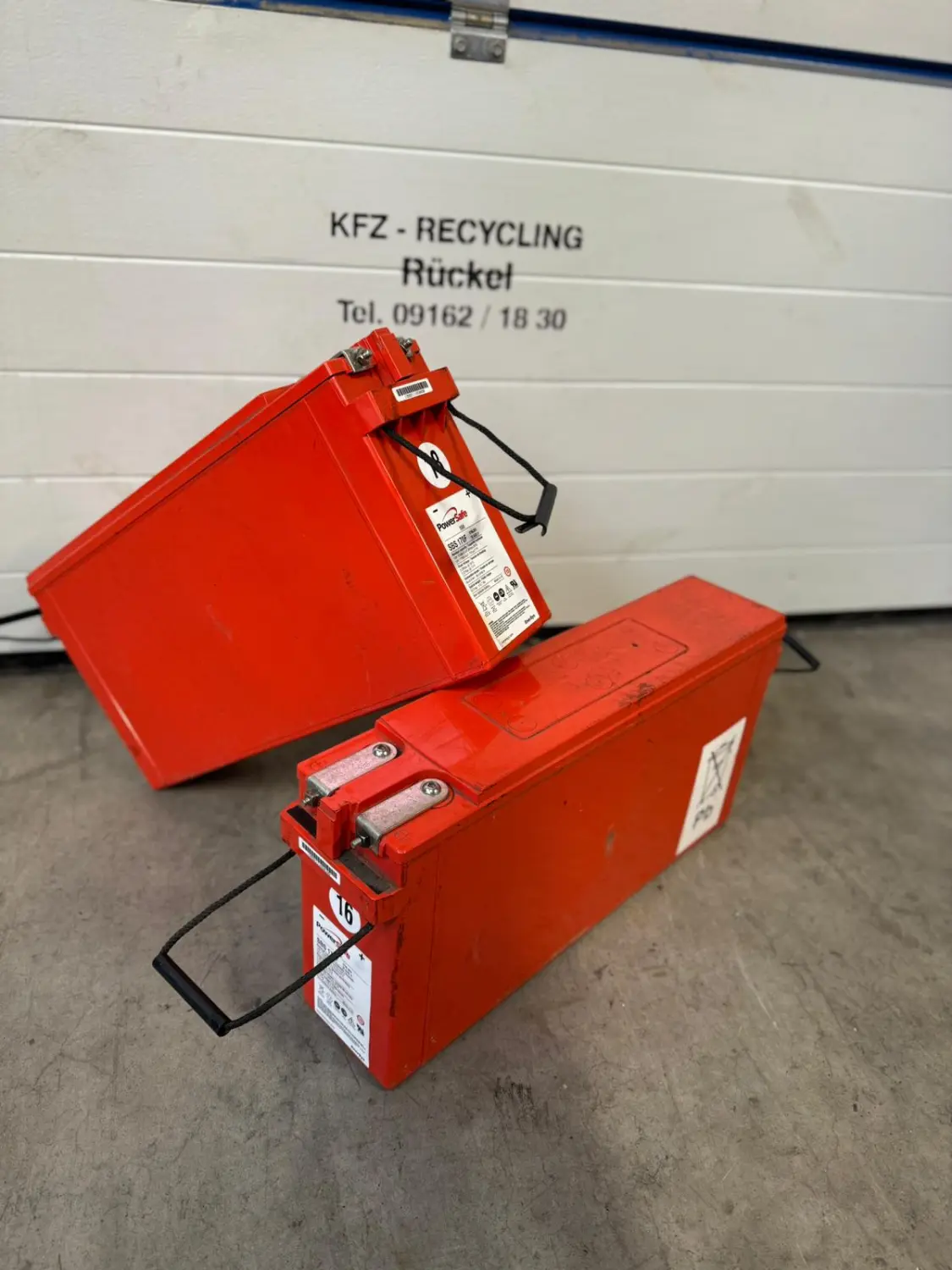 Altbatterierecycling durch Kfz-Recycling Rückel - Nico Rückel